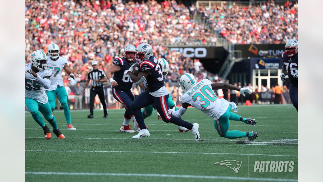 IRVINE, CALIFORNIA - 24 JUNE 2021: Football Helmets of the Miami Dolphins  Vs New England Patriots, Week One Opponents in the NFL Editorial Image -  Image of football, mini: 226568635