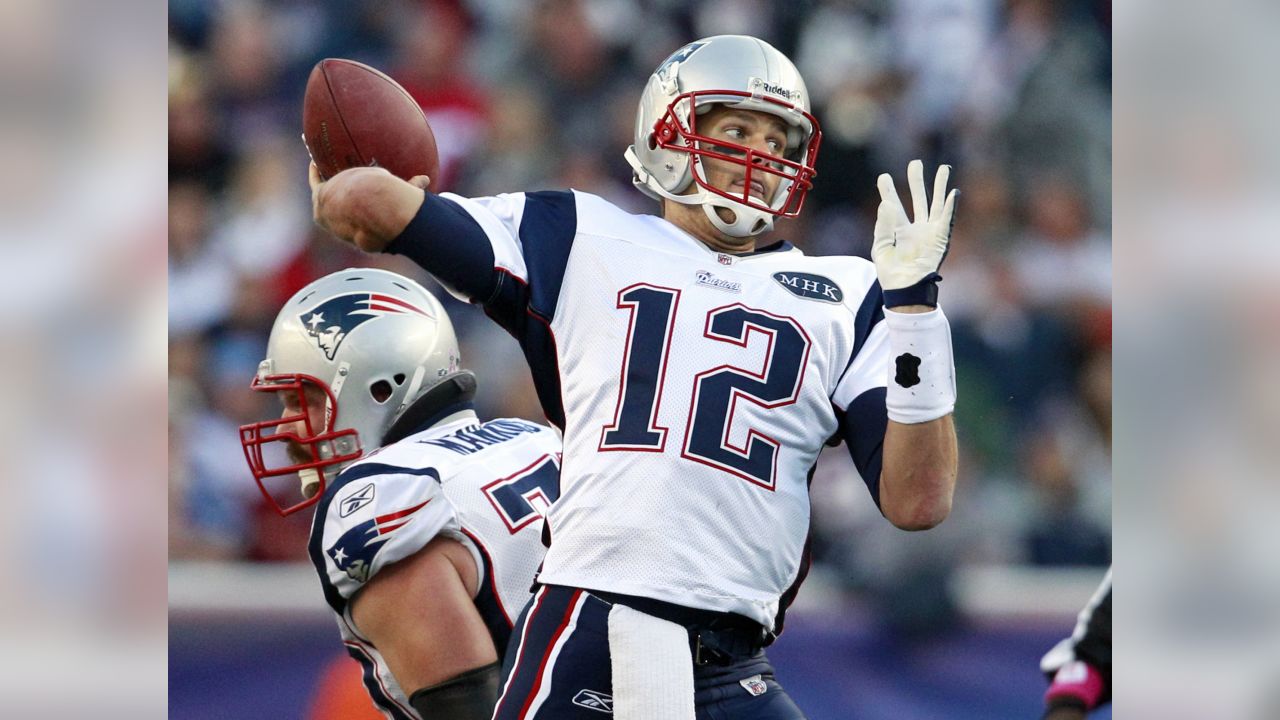 Miami Dolphins 7-38 New England Patriots: Tom Brady throws three touchdowns  in convincing win, NFL News