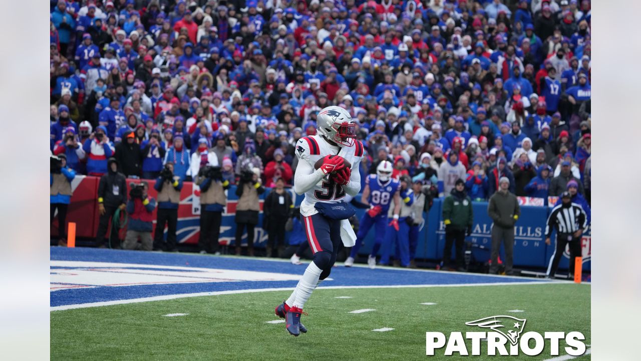 Best Game Photos, Presented by CarMax: Patriots at Bills