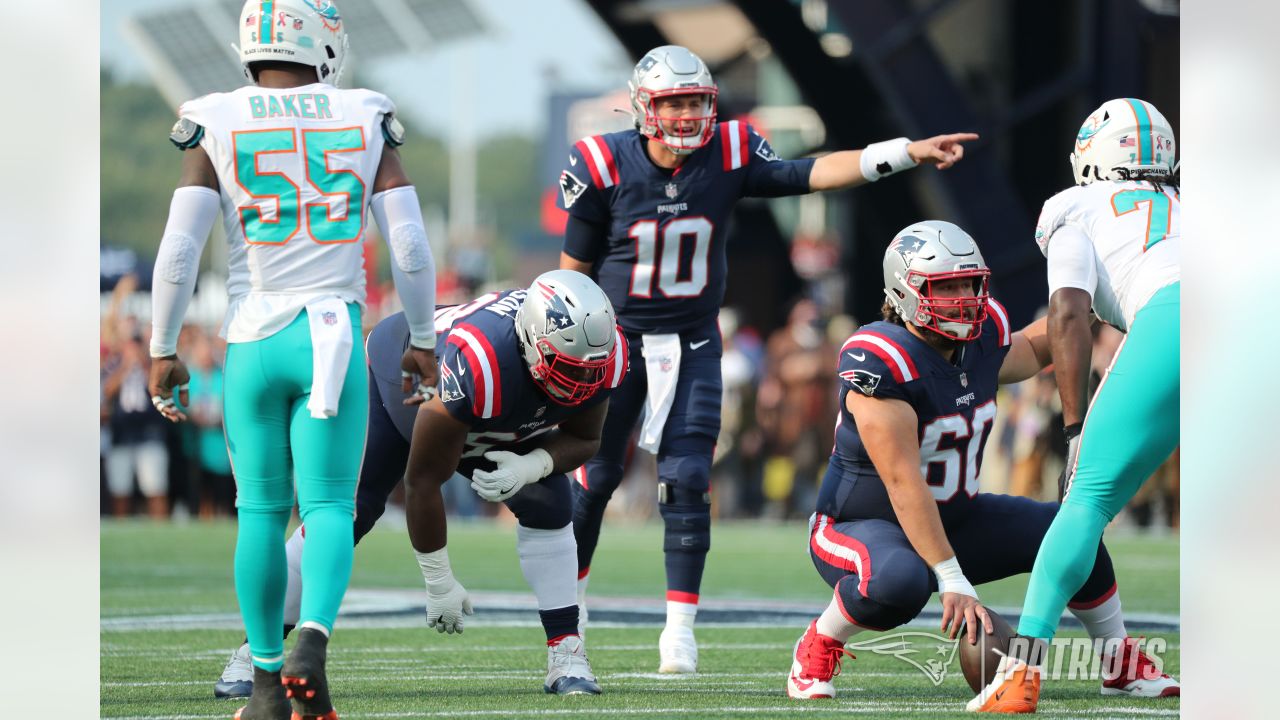 IRVINE, CALIFORNIA - 24 JUNE 2021: Football Helmets of the Miami Dolphins  Vs New England Patriots, Week One Opponents in the NFL Editorial Image -  Image of football, mini: 226568635