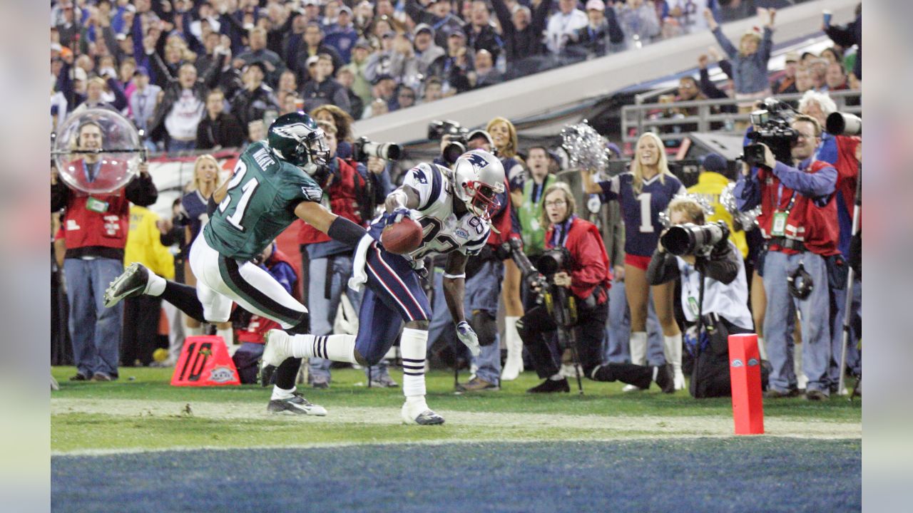 Super Bowl LII: Eagles vs. Patriots - 2005 vs. 2018 - AS USA