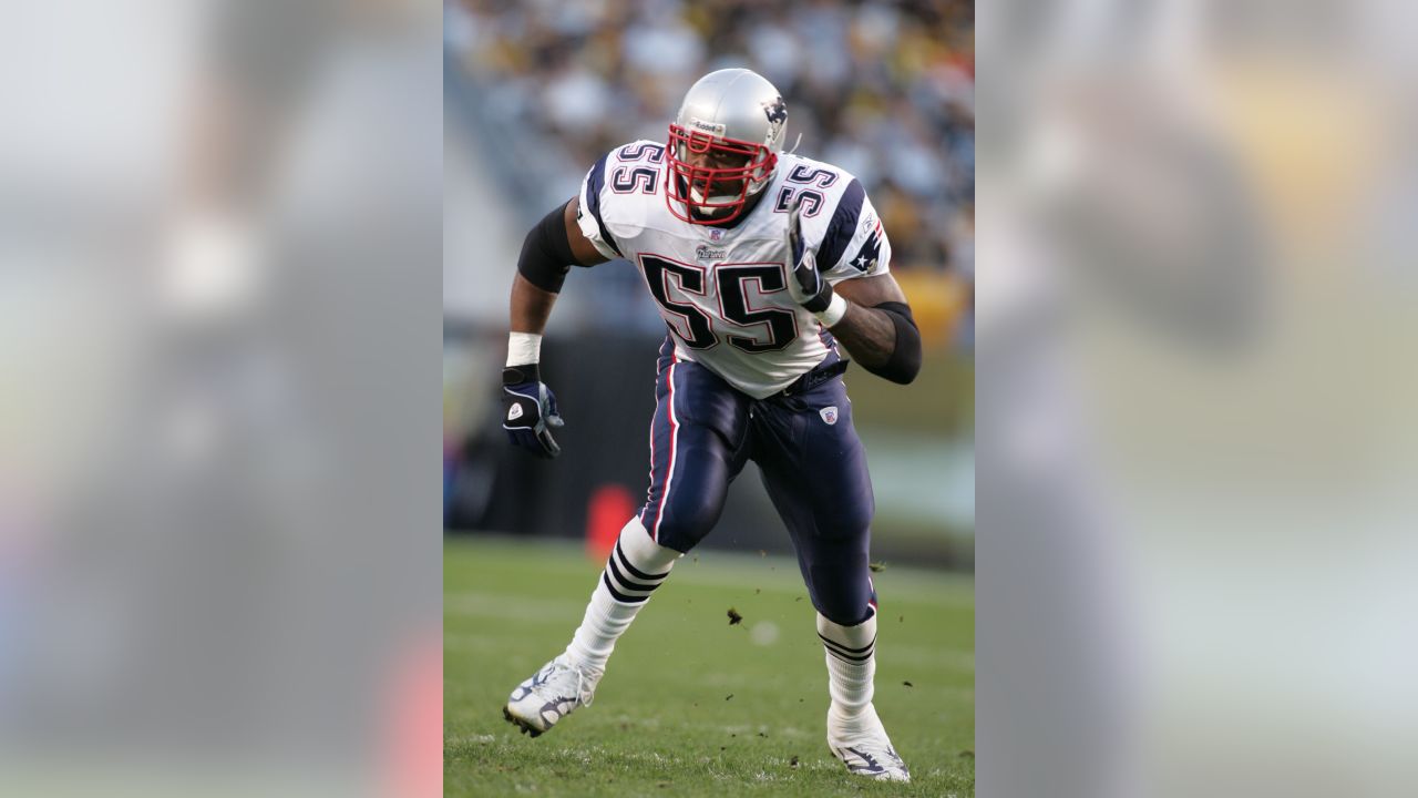 Out Of The Doghouse Defensive end Willie McGinest, healthy again after two  subpar seasons, is back creating havoc for the undefeated Patriots - Sports  Illustrated Vault