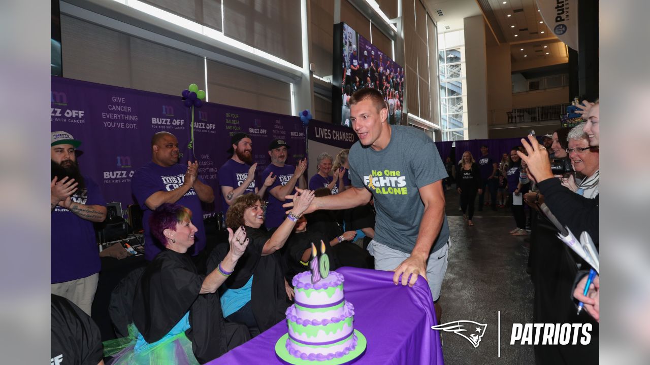 Rob Gronkowski Kicks Off 26th Birthday Celebration Early in Vegas - E!  Online