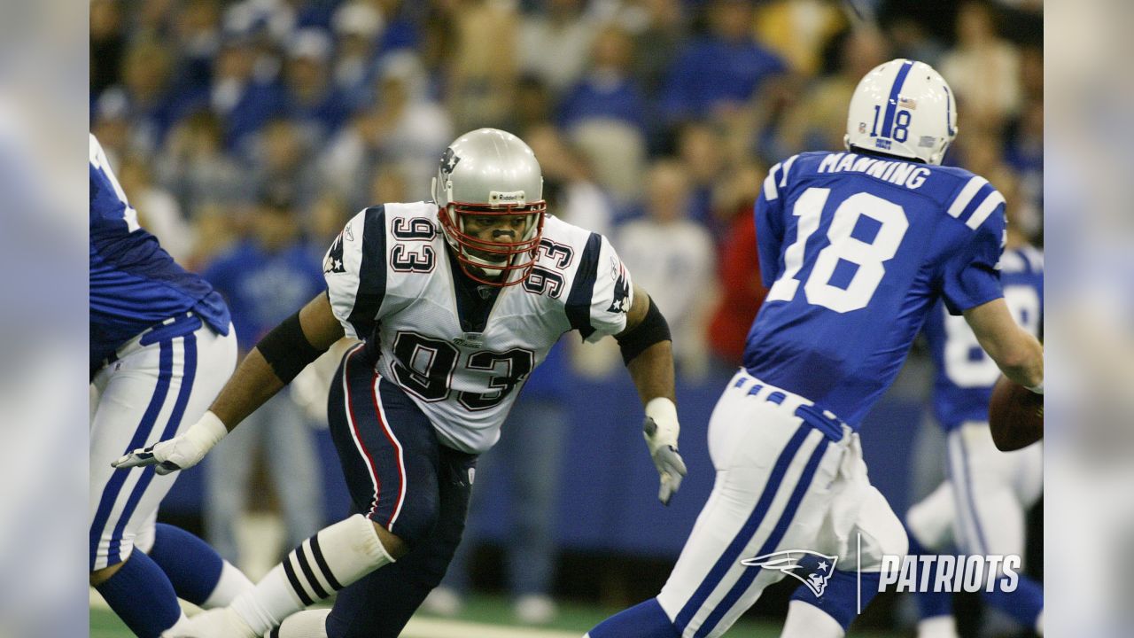 Patriots legend Seymour enshrined in Pro Football Hall of Fame