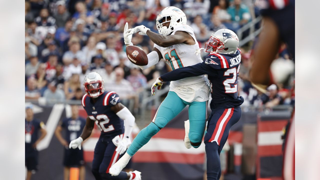 IRVINE, CALIFORNIA - 24 JUNE 2021: Football Helmets of the Miami Dolphins  Vs New England Patriots, Week One Opponents in the NFL Editorial Image -  Image of football, mini: 226568635