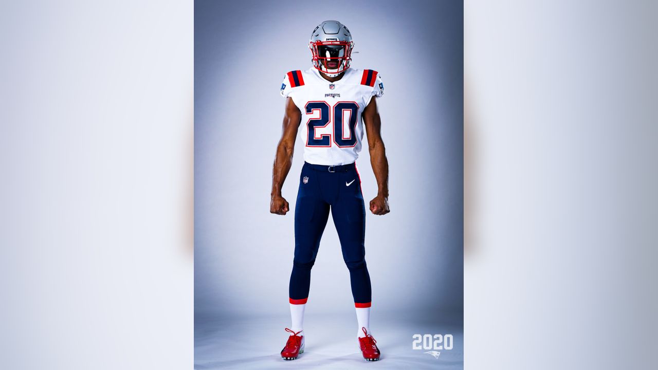 Photos: Patriots reveal red throwback alternate uniforms for 2022