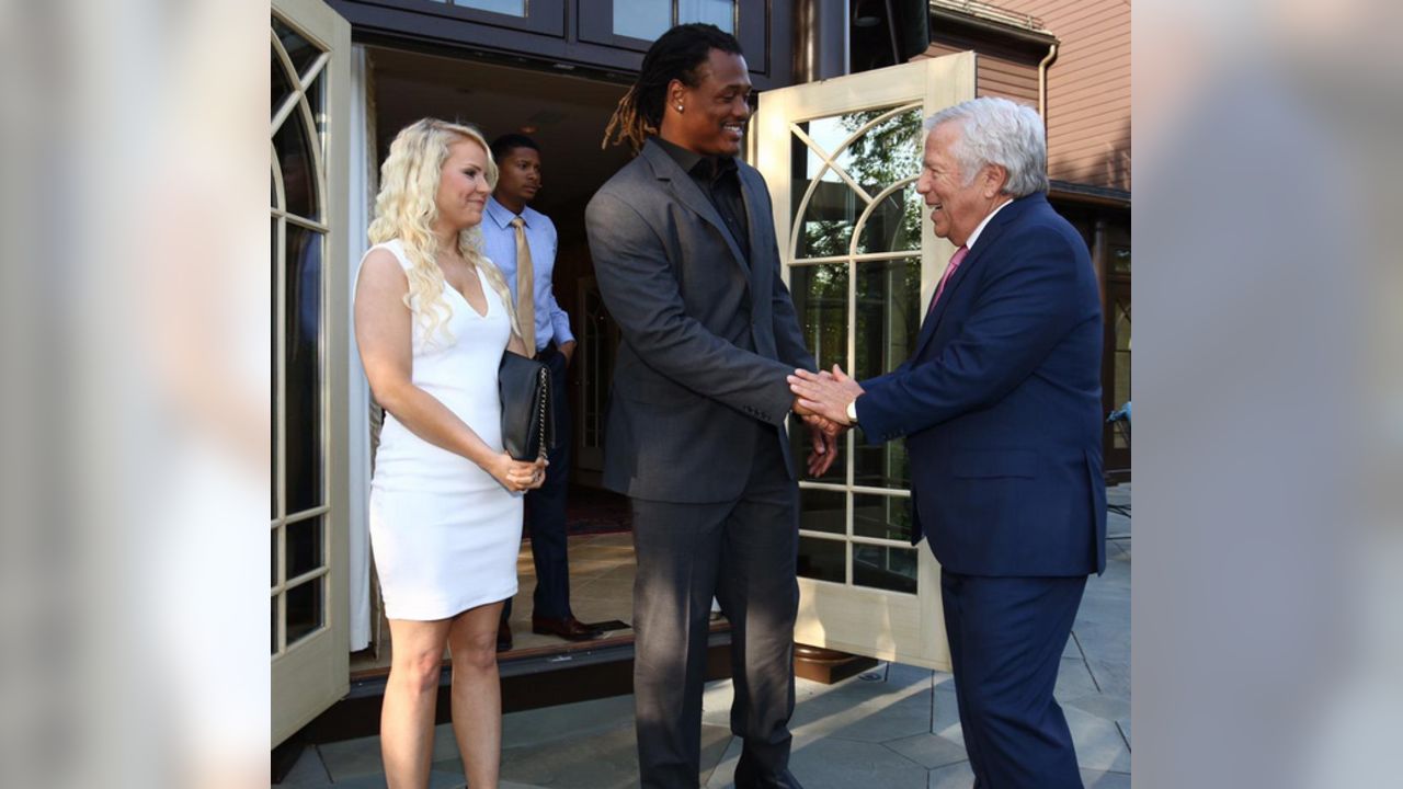 Robert Kraft hosts ceremony to present Patriots Super Bowl XLIX Championship  rings