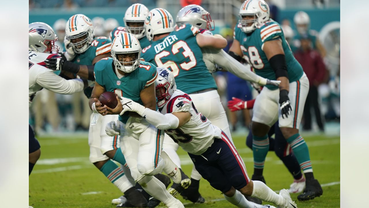 Week 18: Patriots at Dolphins by miamidolphins - Issuu