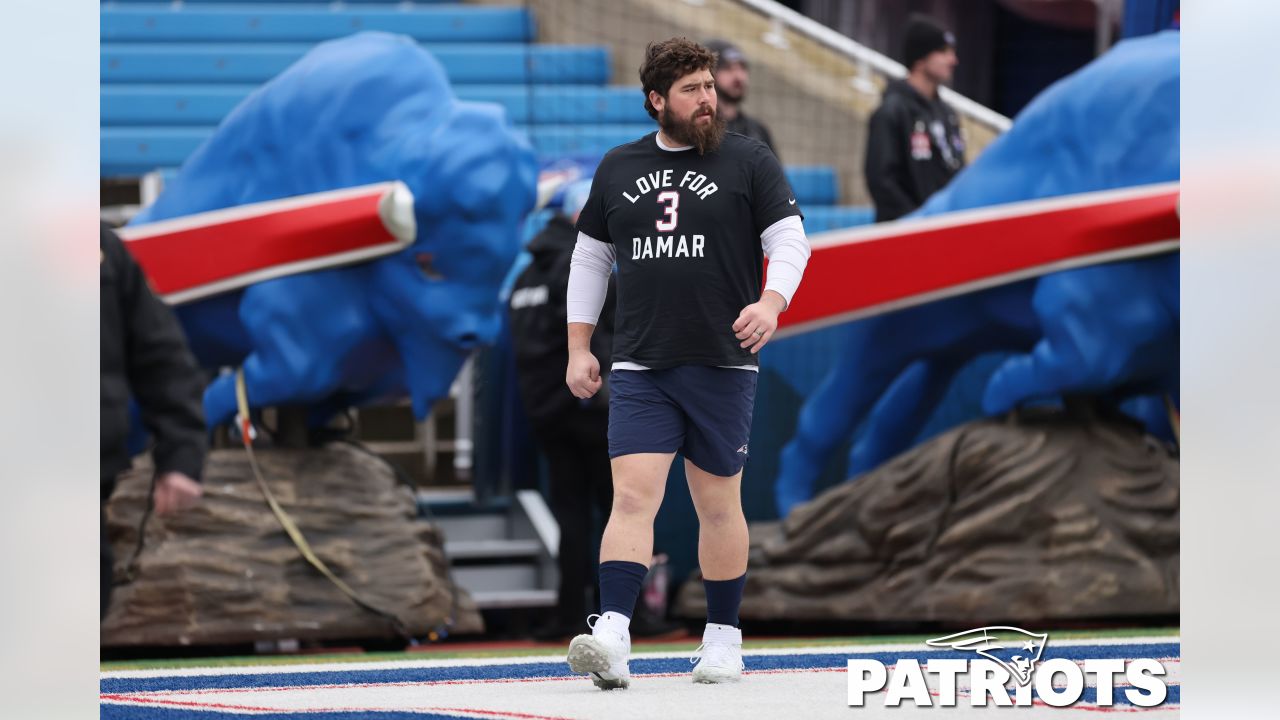 Photos: Patriots Players Wear 'Love For Damar' T-shirts Prior to Week 18  Game vs. Buffalo Bills