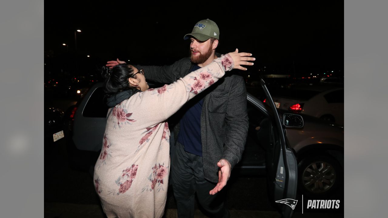 Patriots Deliver Thanksgiving In A Basket For 25th Year