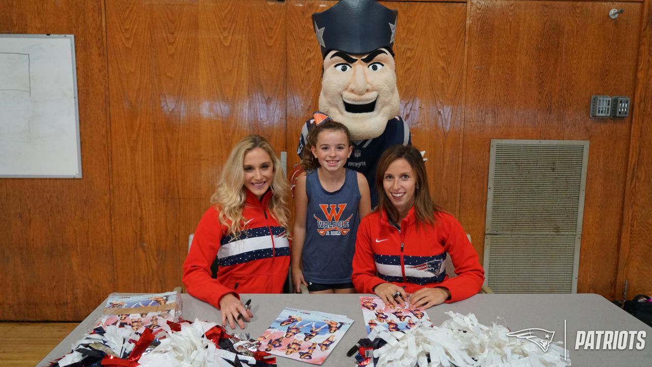 Patriots Cheerleaders participate in Papa Gino's Pizza and Pom Poms