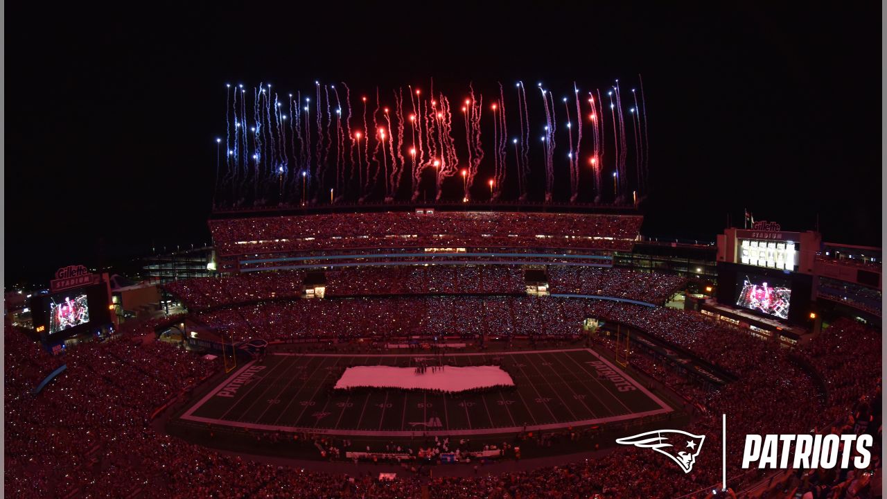 Patriots unveil Super Bowl LIII banner at Gillette Stadium 