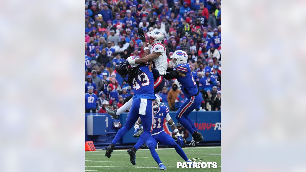 Best Game Photos, Presented by CarMax: Patriots at Bills