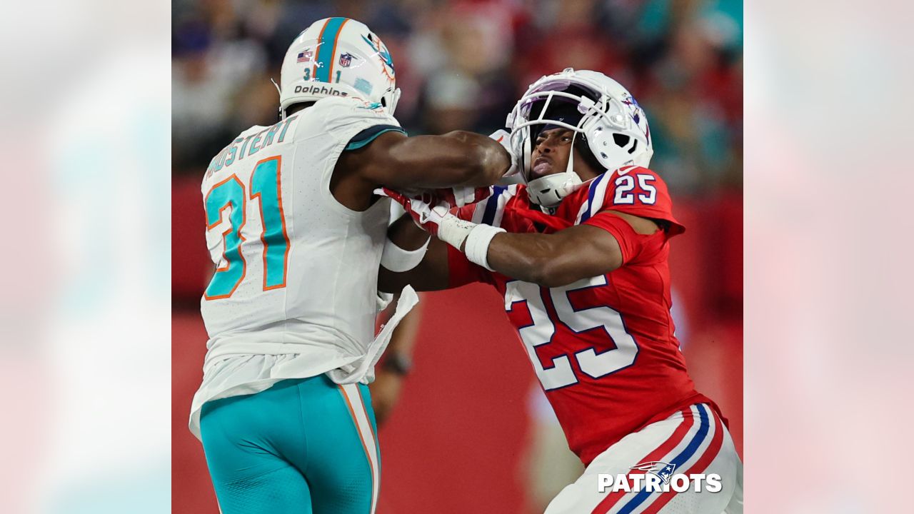 PHOTOS: Top 25 - Patriots vs Dolphins