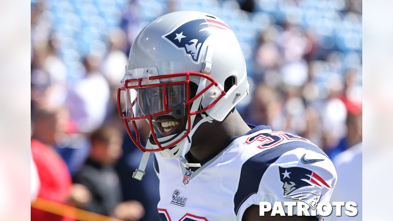 Tom Brady Message To Devin McCourty Clears Up 'Old New England Patriots'  Retirement Plan - Sports Illustrated New England Patriots News, Analysis  and More