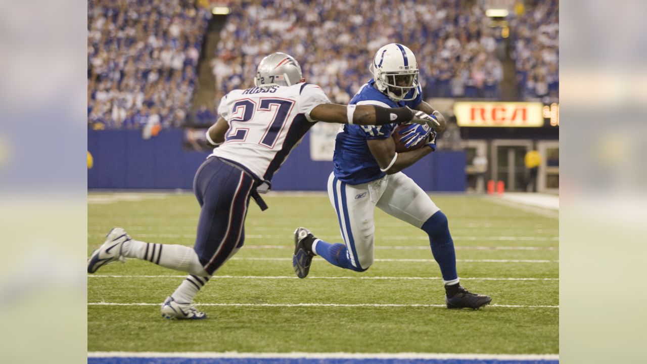 Patriots sign veteran WR Reggie Wayne