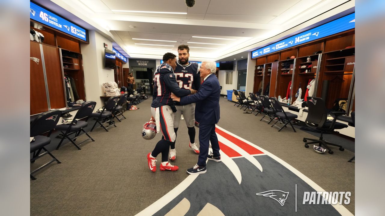 Photos: Patriots celebrate as 2019 AFC East Division Champs