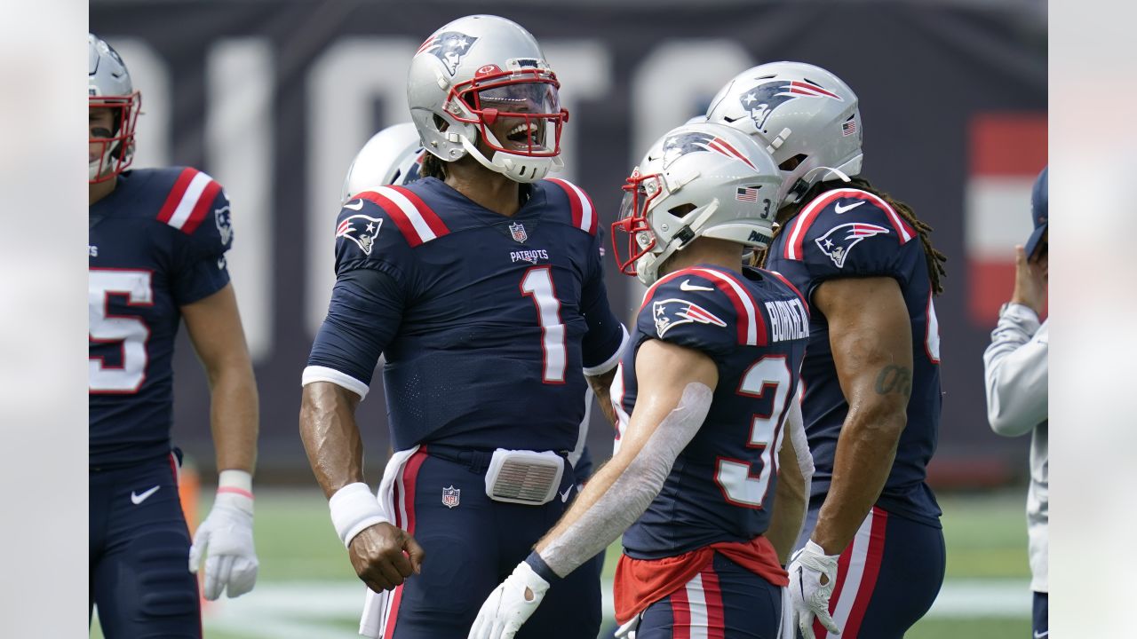 Tom Brady Scrambles & Sprints for a Huge 1st Down!, Patriots vs. Broncos