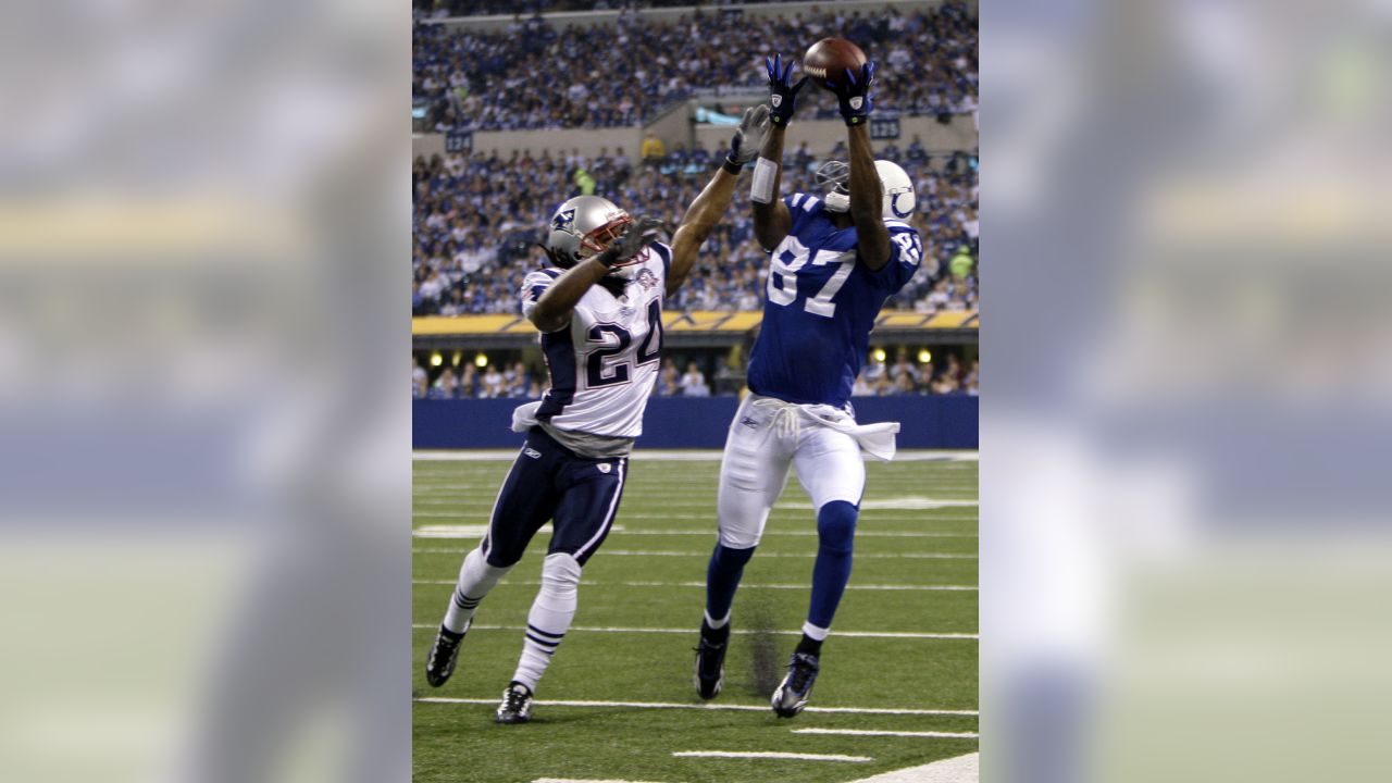 Ex-Patriots WR Reggie Wayne says Bill Belichick let him keep his signing  bonus - Pats Pulpit