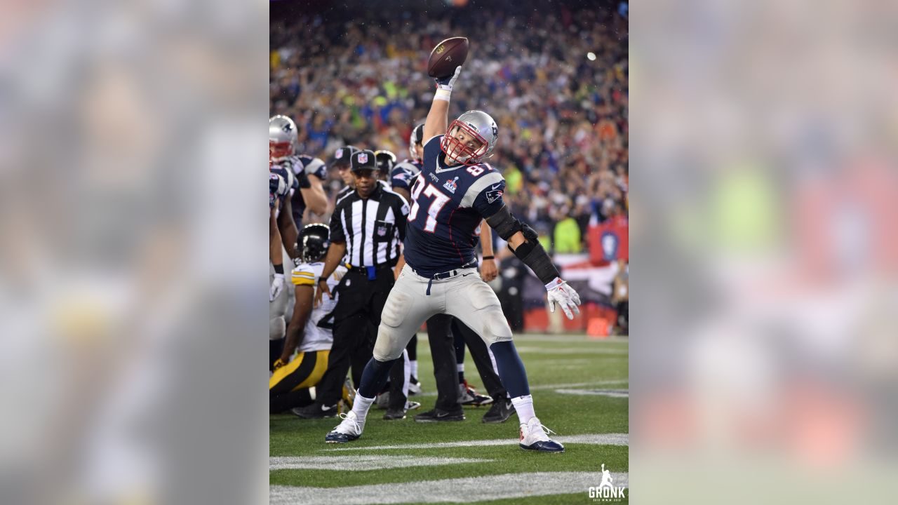 7,030 Rob Gronkowski Patriots Stock Photos, High-Res Pictures, and