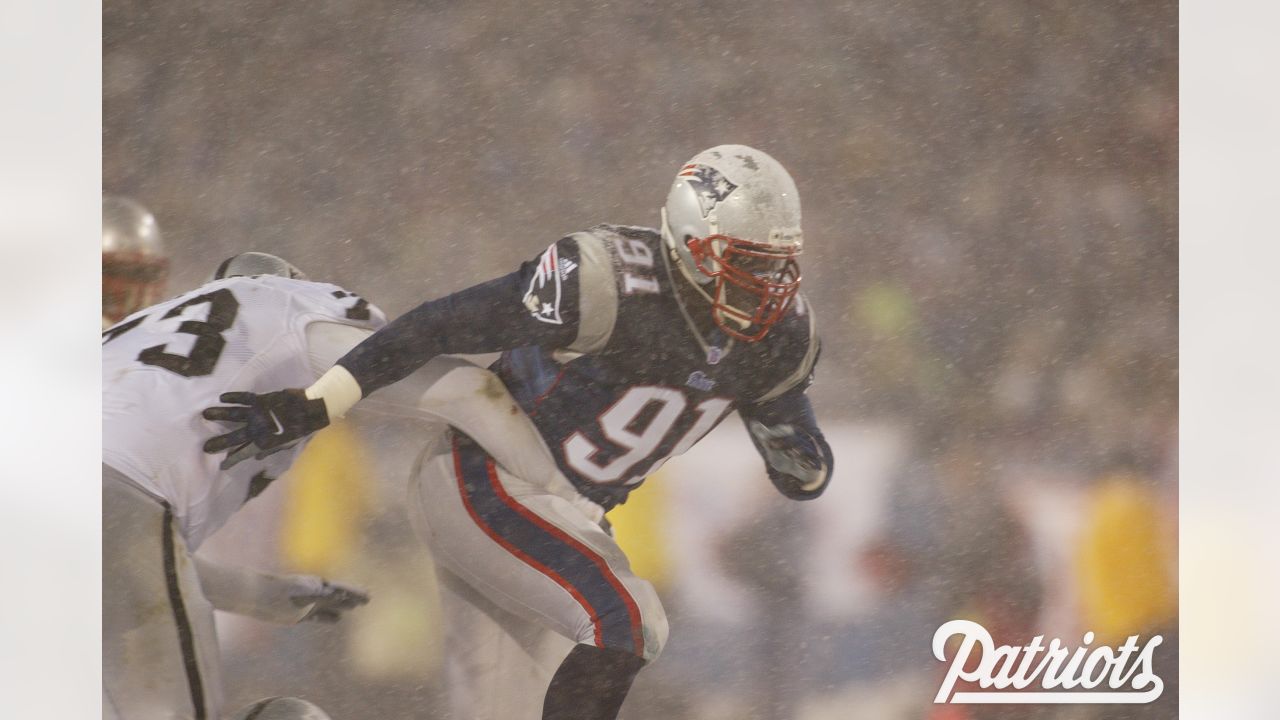 4,583 New England Patriots V Oakland Raiders Photos & High Res Pictures -  Getty Images