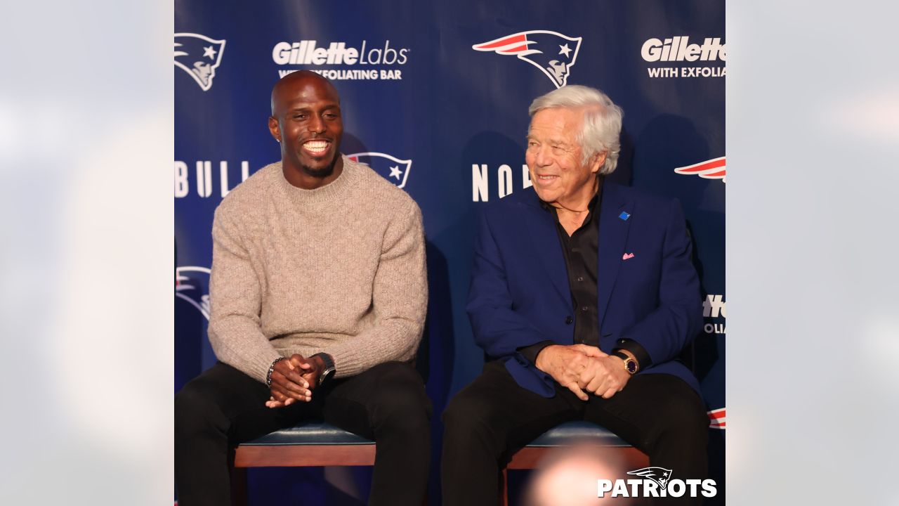 Devin McCourty honored in retirement ceremony at Patriots Hall of Fame -  CBS Boston