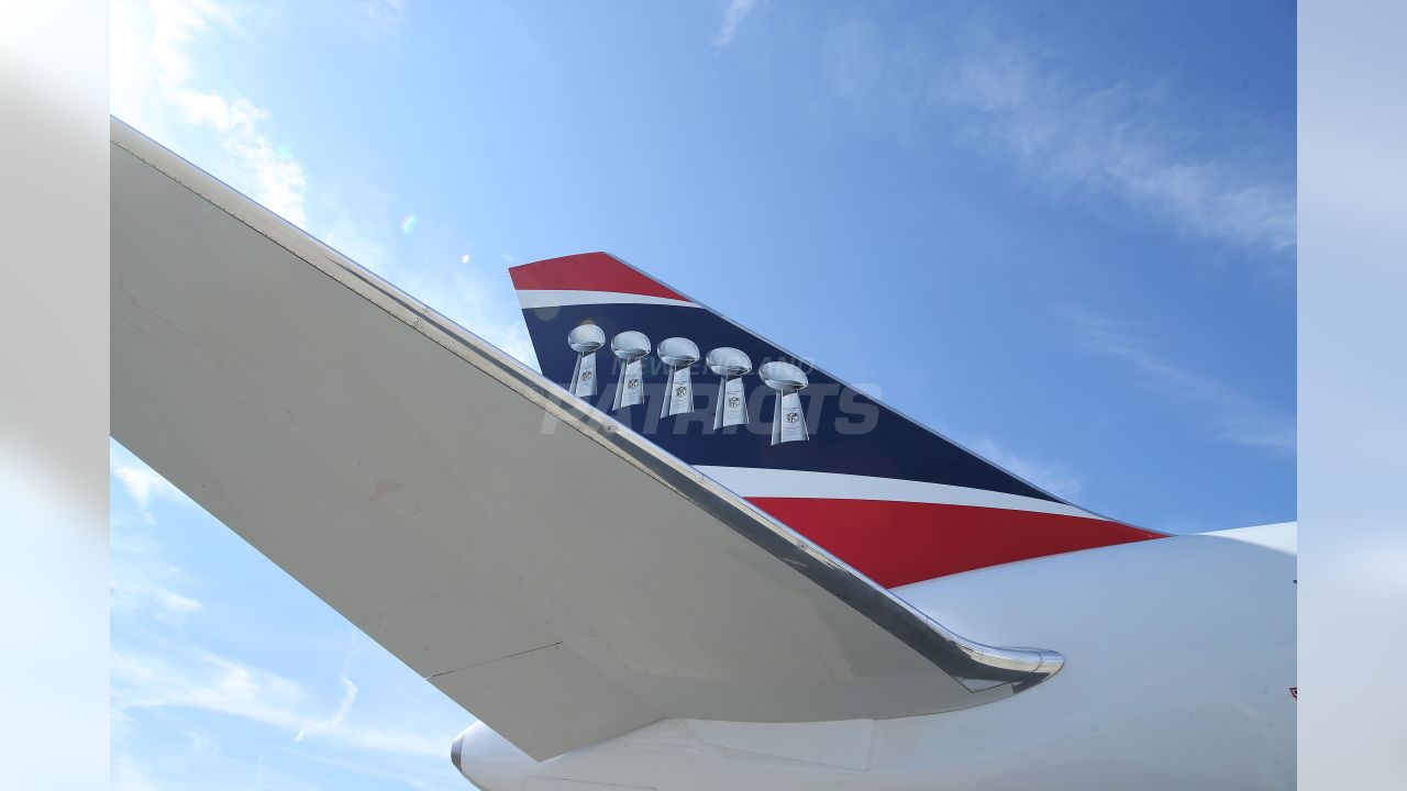 Patriots plane arrives in Providence