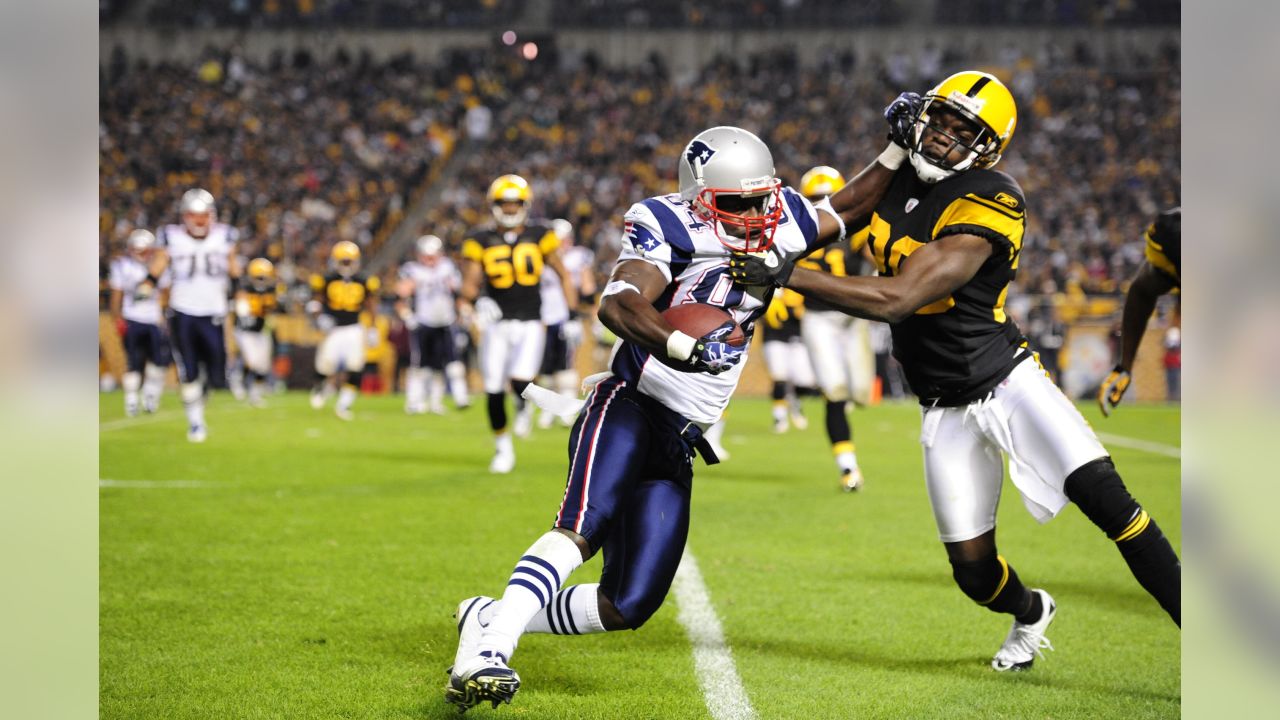 Deion Branch Super Bowl 39 Catch N.E. Patriots LIMITED STOCK 8x10 Photo |