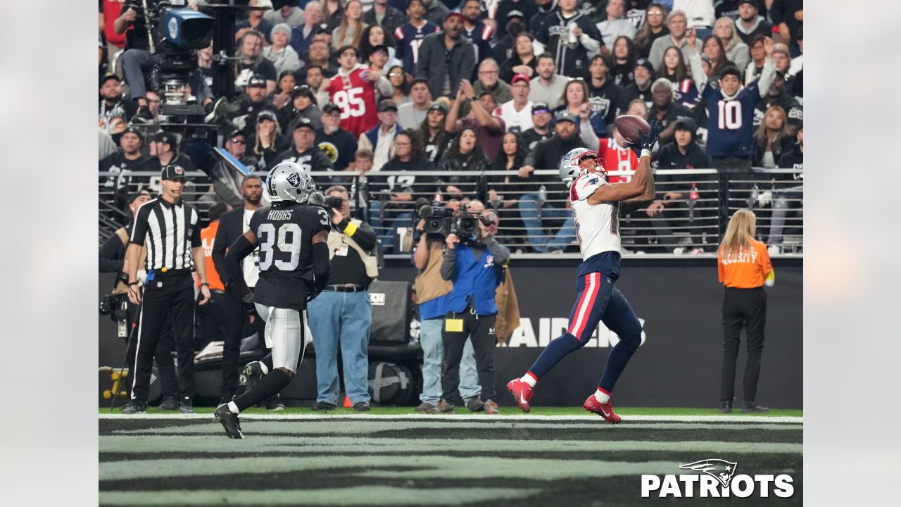 Top 5 photos from Patriots at Raiders presented by CarMax