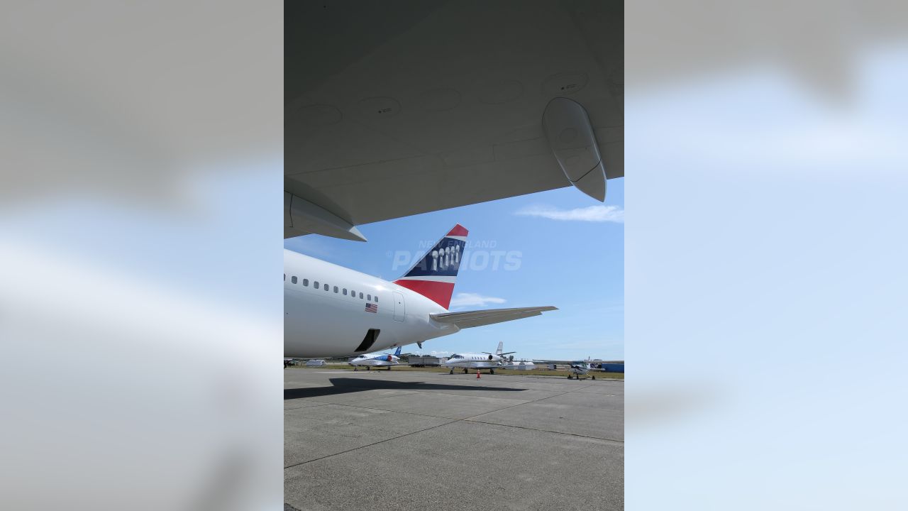 Patriots plane arrives in Providence