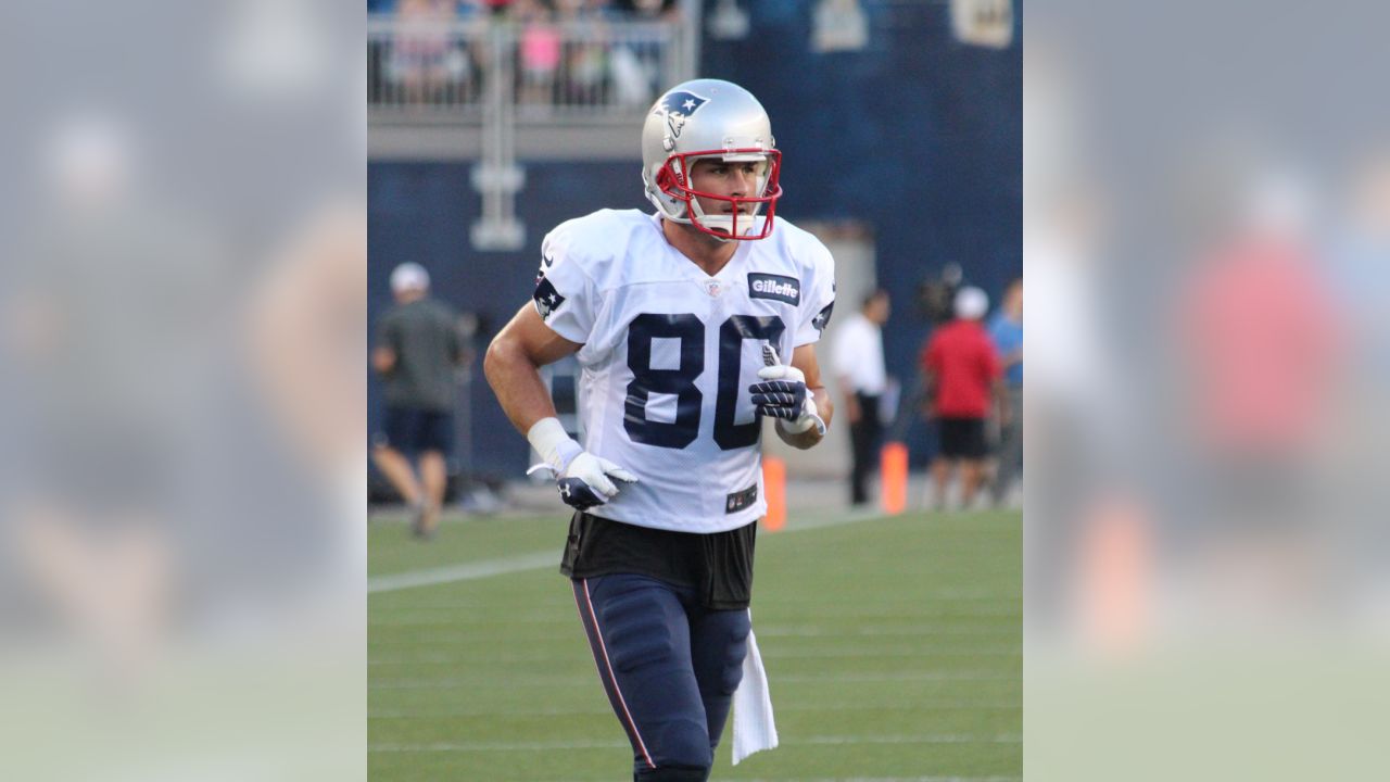 Patriots host in-stadium practice for season ticket holders