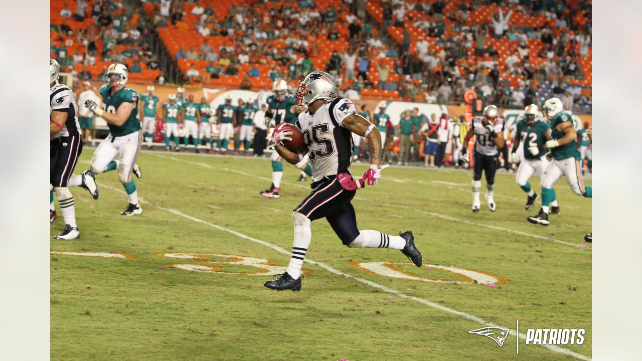 19 September 2010: New England Patriots safety Pat Chung (25