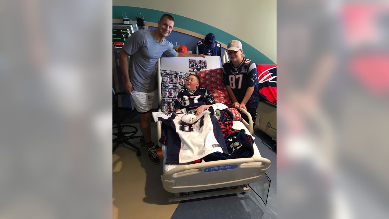 Gronk visits backyard football field of 'Make a Wish' child 