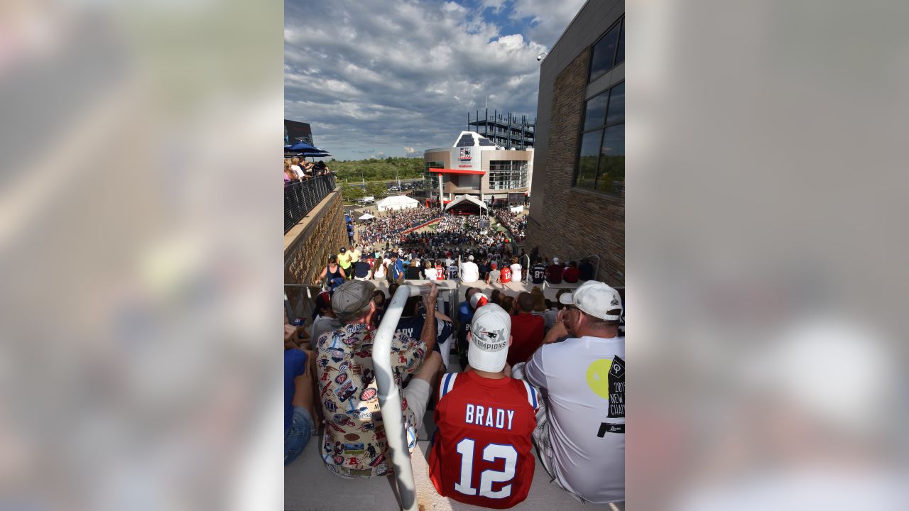 GoLocalProv  Willie McGinest, Houston Antwine Inducted Into Patriots Hall  of Fame