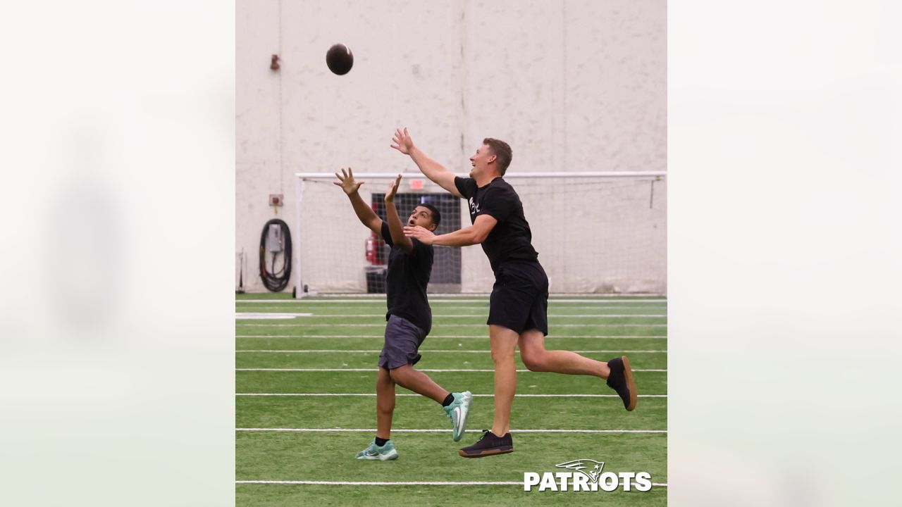 Local pro ultimate frisbee team to play at Eagles halftime