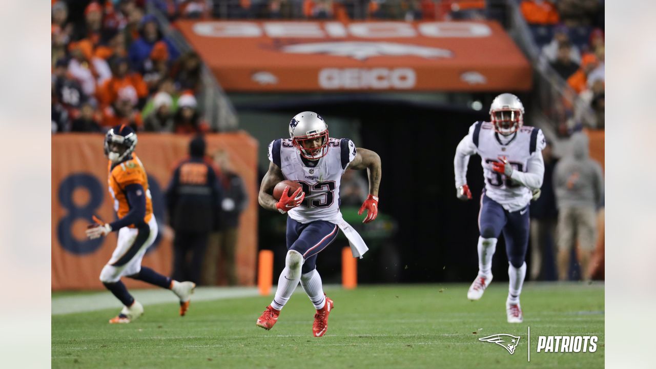 19 September 2010: New England Patriots safety Pat Chung (25