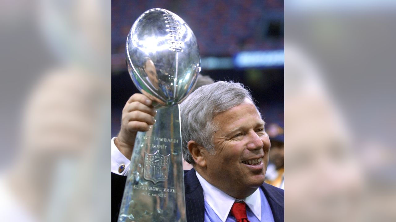 SUPERBOWL XXXVI post game and Trophy 