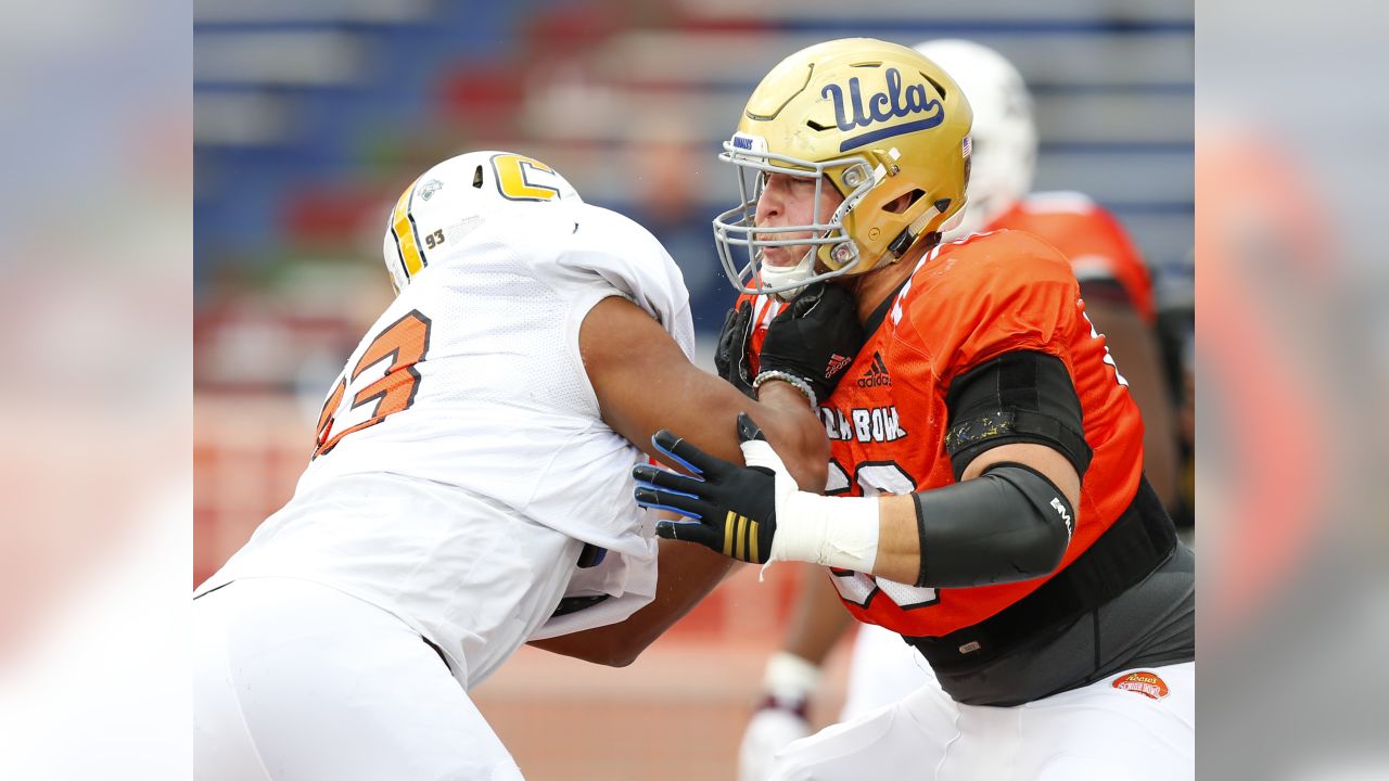 Left tackle Conor McDermott returning to UCLA for final season - Daily Bruin