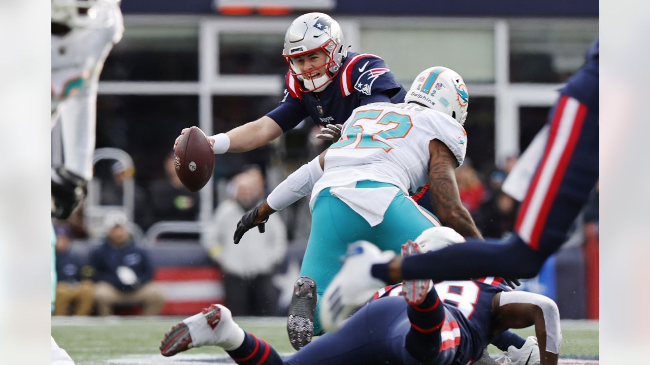 Photo Gallery: Dolphins at Patriots Full Game Photos