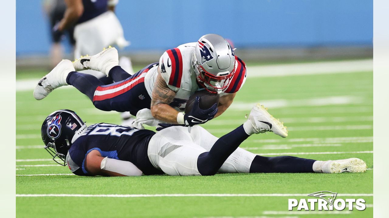 Game Day Photos: Titans at Patriots - Week 15