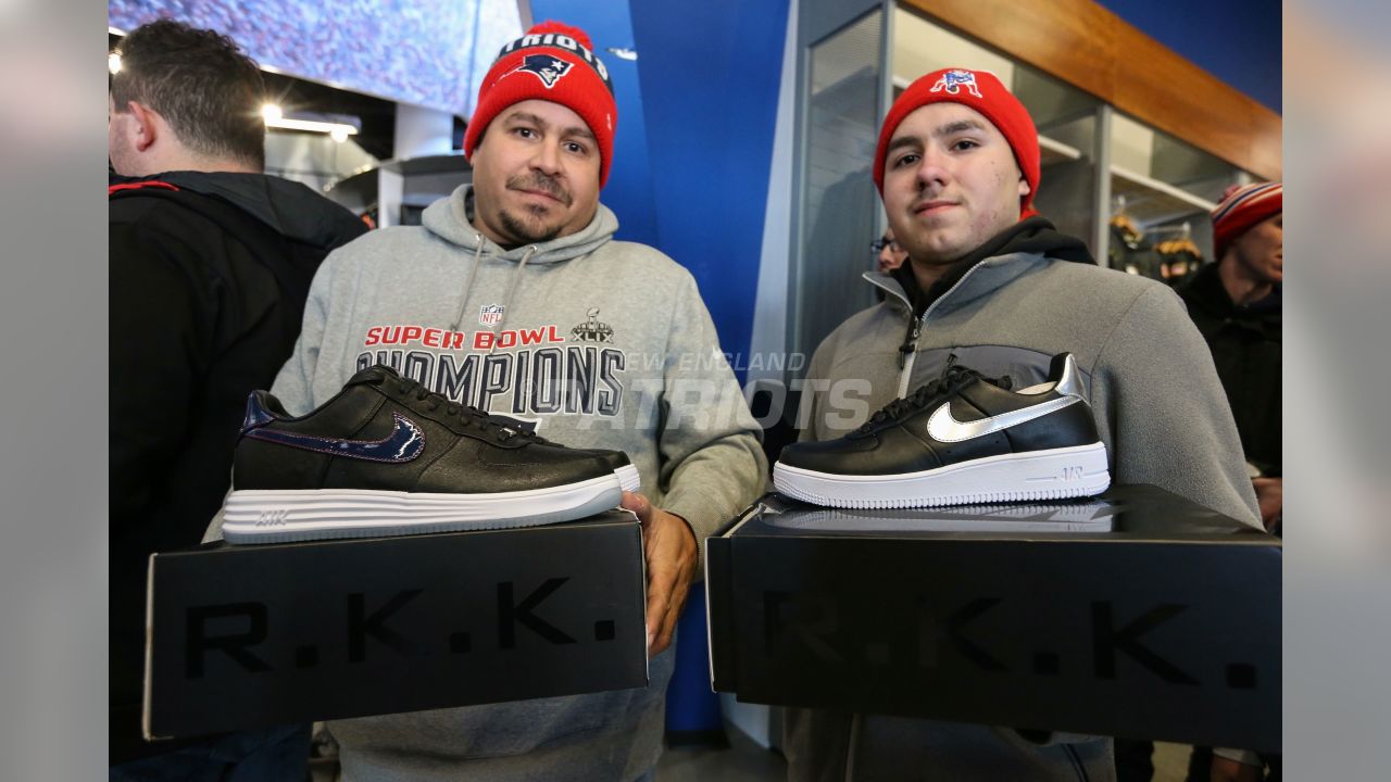 Belichick has no style? Hes wearing the new RKK AF1's that got released  last week. IDC what anyone thinks about Kraft, those shoes are fire. : r/ Patriots