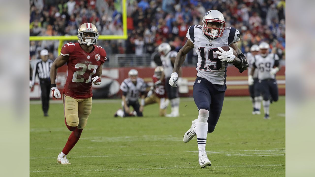 Santa Clara, California, USA. 20th Nov, 2016. Tom Brady of the New England  Patriots in action during a 30-17 victory over the San Francisco 49ers at  Levi's Stadium in Santa Clara, Ca. ©