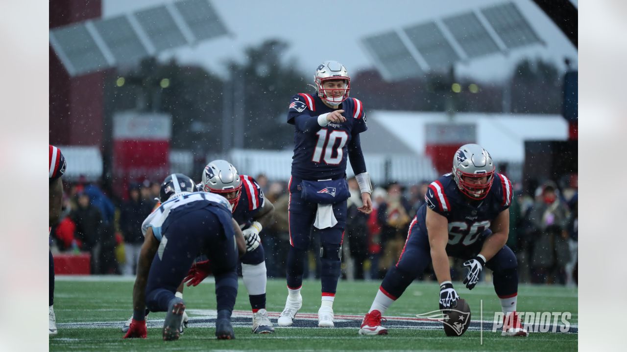 Tennessee Titans vs. New England Patriots: Week 12 2021 NFL season.