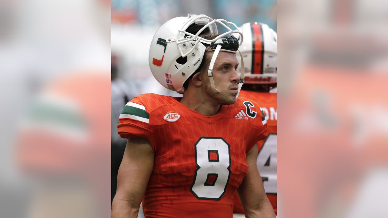 Professor Braxton Berrios looks ready to school Bears at MetLife