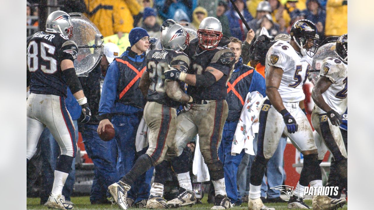 Retro in the Right Way: These Patriots More Like 2001-2004 Than