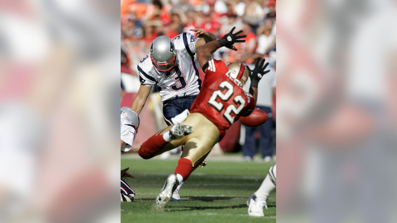 San Francisco 49ers Nate Clements (22) celebrates intercepting a