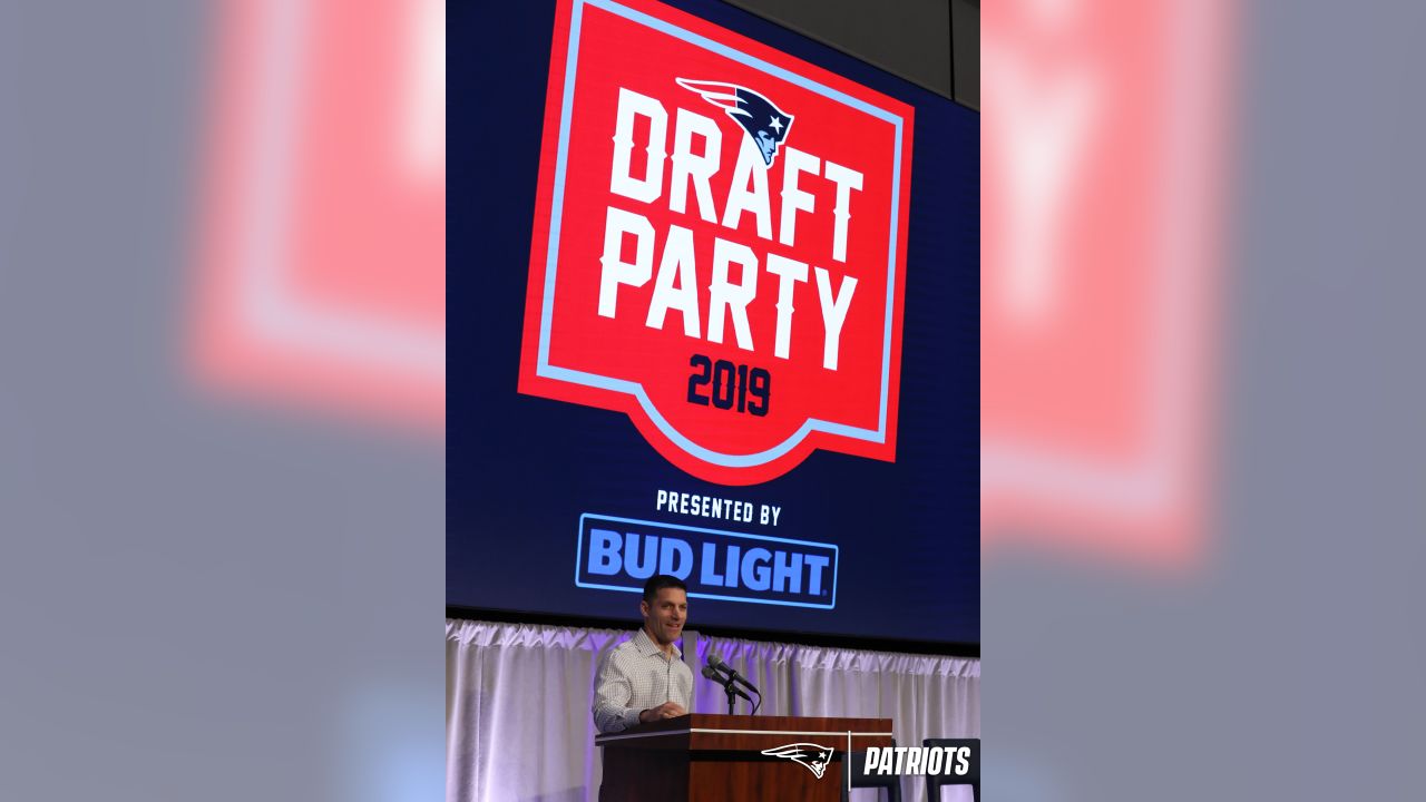 Patriots Tailgate Party: Presented by Bud Light, PDF, New England Patriots