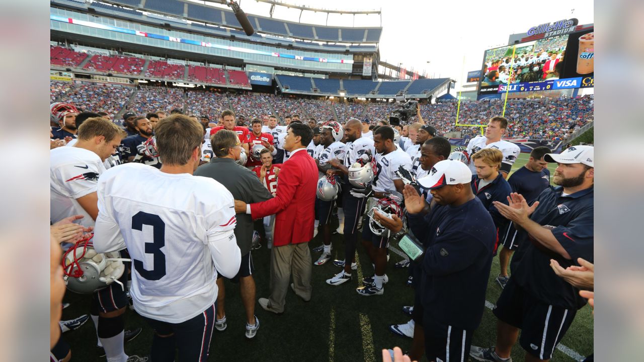 Patriots 'preparing to play' games with fans at Gillette Stadium, send  letter to season ticket holders reminding them of payment June 30 (report)  