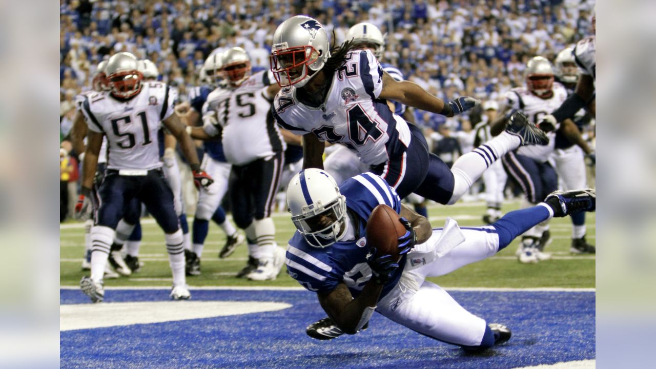 Reggie Wayne has signed a one-year deal with the New England Patriots, NFL  News