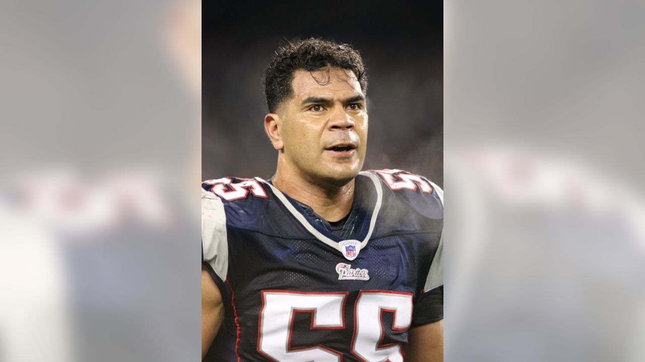 Junior Seau - Pro Football Hall of Fame —  - The world's  largest hub of Pacific Island content.uu